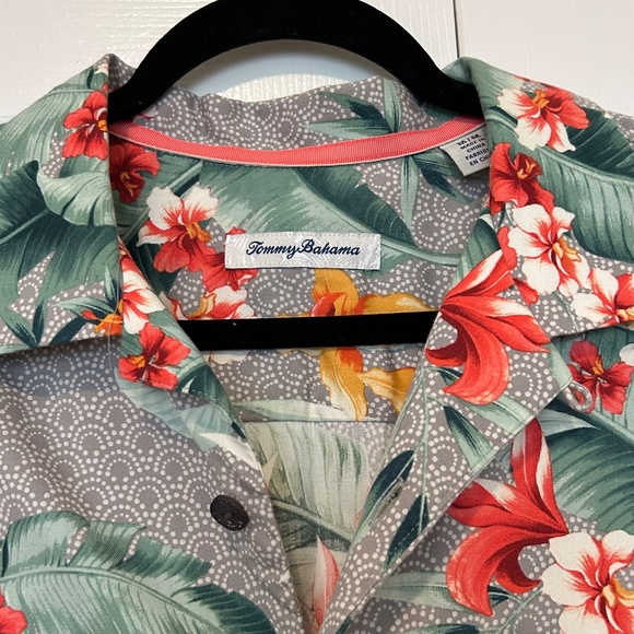 Tommy Bahama Men's Tropical Shirt - Picture 3 of 6